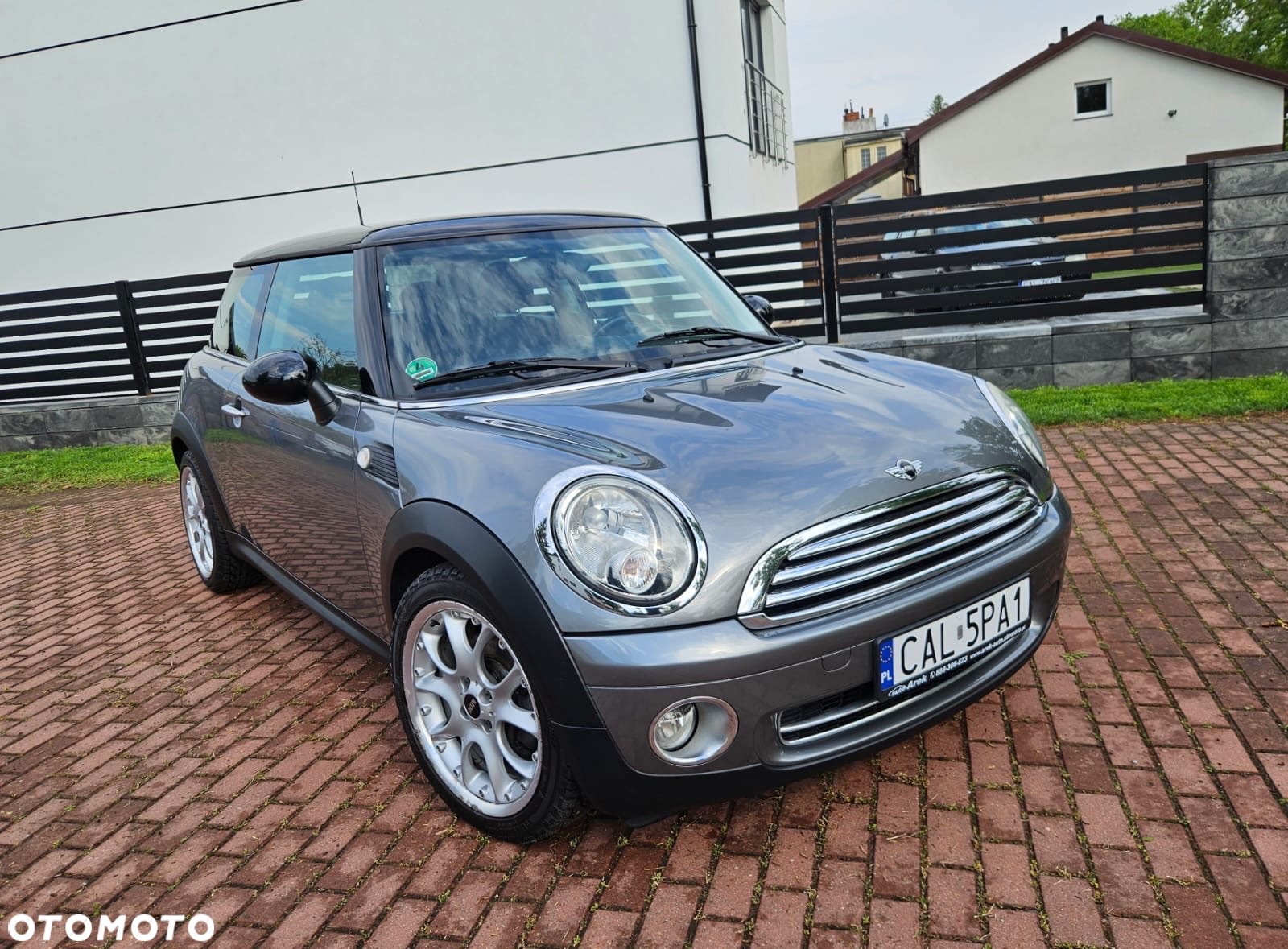 MINI Cooper Standard - 3