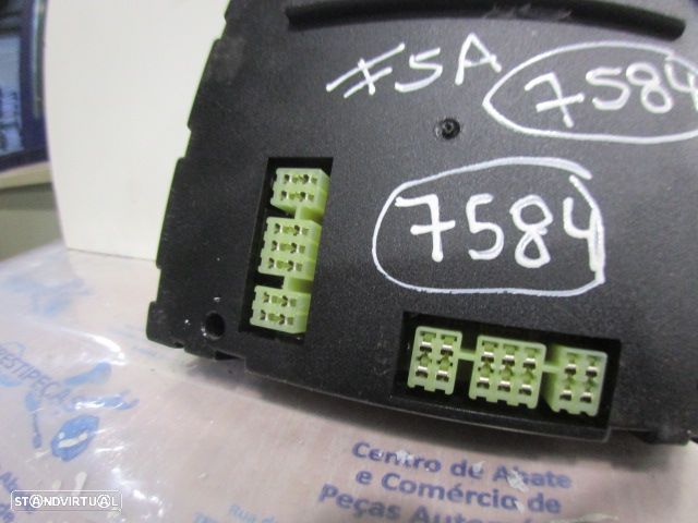 Modulo YWC106390 52010565B LAND ROVER FREELANDER 2000 2.0DI 98CV 3P PRETO Módulo Caixa De Fusíveis - 3