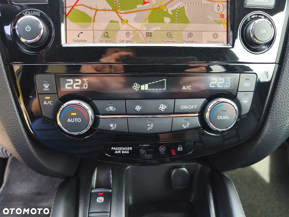 Nissan Qashqai 1.3 DIG-T Tekna+ - 32