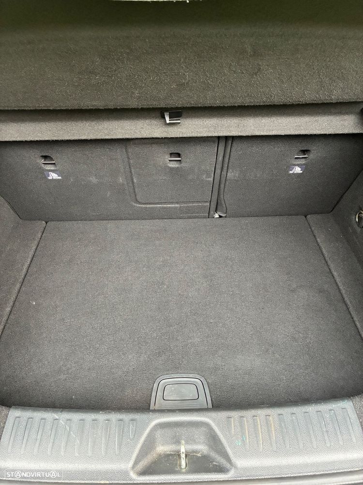 Mercedes-Benz A 200 d AMG Line - 5