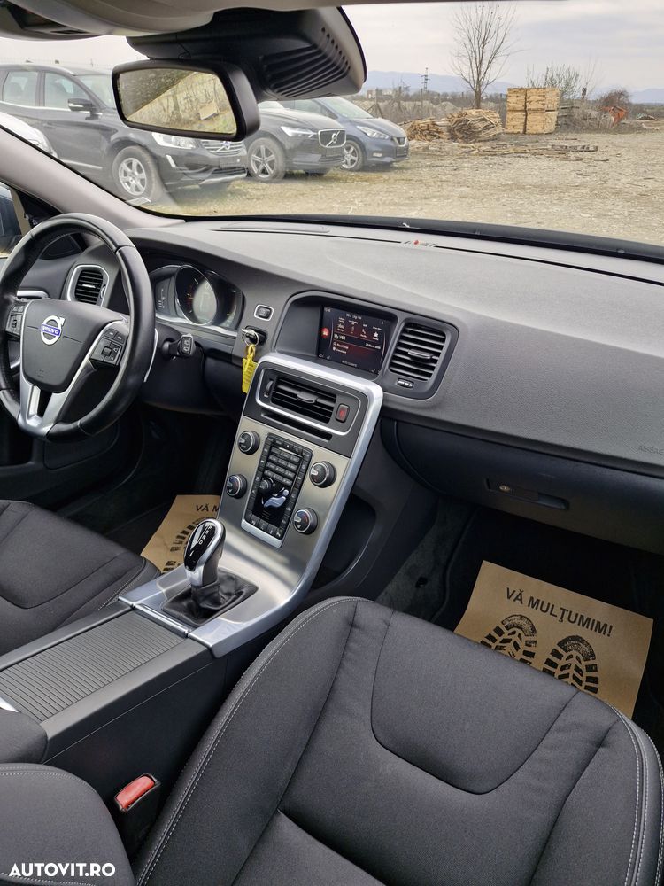 Volvo V60 D4 Geartronic Summum - 10