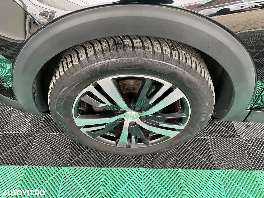 Peugeot 5008 PureTech 130 Stop & Start Access - 30