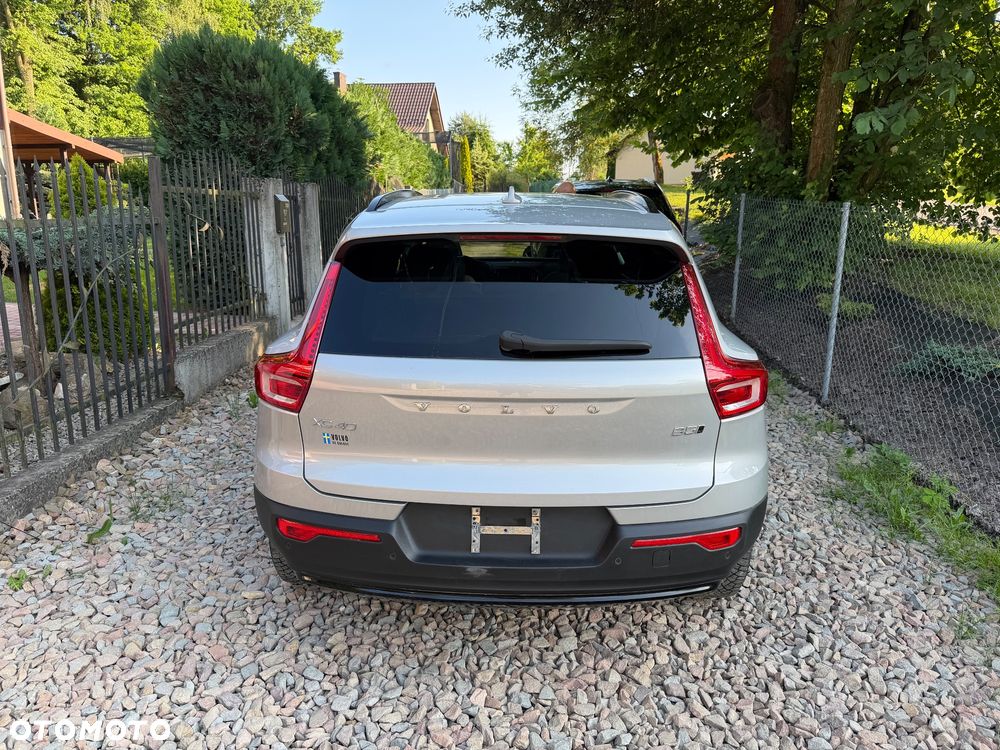 Volvo XC 40 B5 B AWD Ultimate Dark - 18