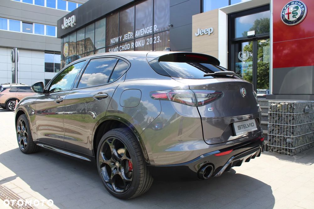 Alfa Romeo Stelvio 2.0 Turbo Veloce Q4 - 7