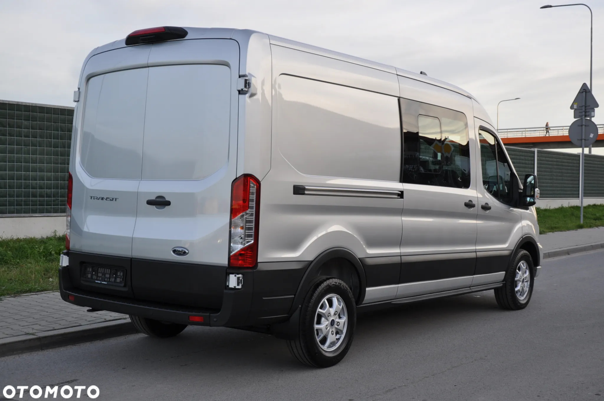 Ford TRANSIT DCIV MCA 2.0 New EcoBlue 170 KM A6 FWD Limited Brygadowy 6 osobowy 350 L3H2 Fabrycznie Nowy Dostępny od Ręki!!! - 3