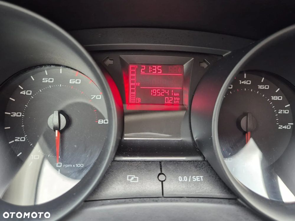 Seat Ibiza 1.4 16V Sport - 10