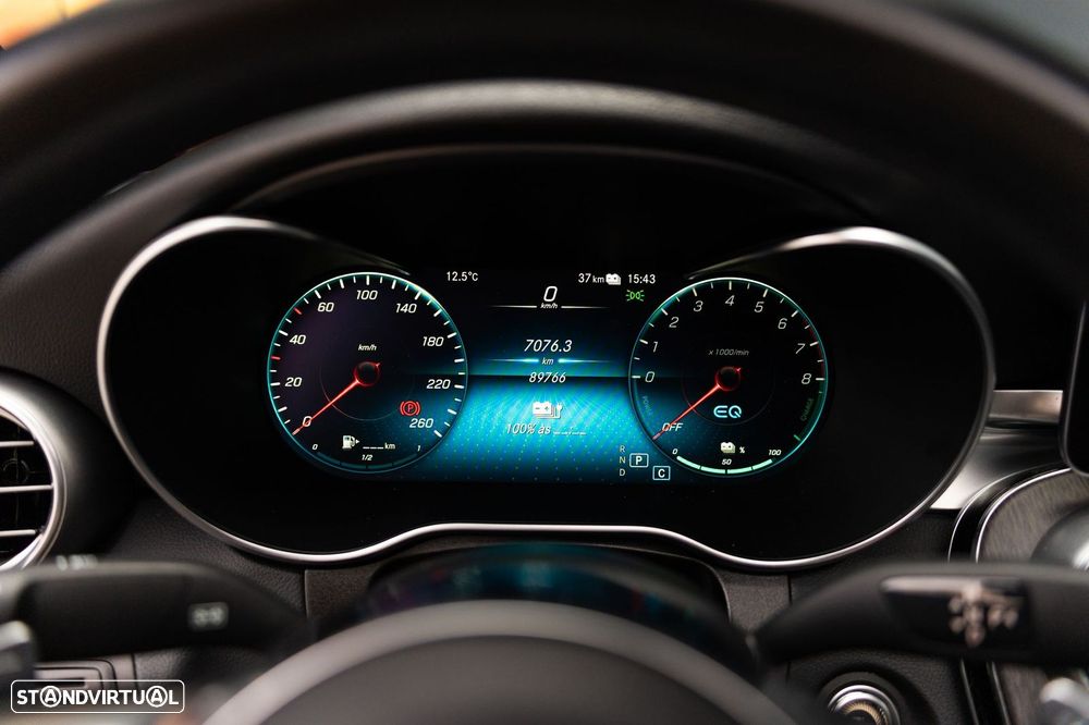 Mercedes-Benz GLC 300 e Coupe 4Matic 9G-TRONIC AMG Line - 21