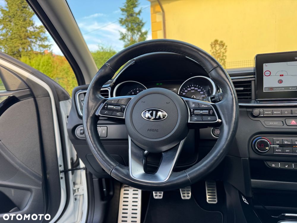 Kia Ceed 1.4 T-GDI OPF Platinum Edition - 29