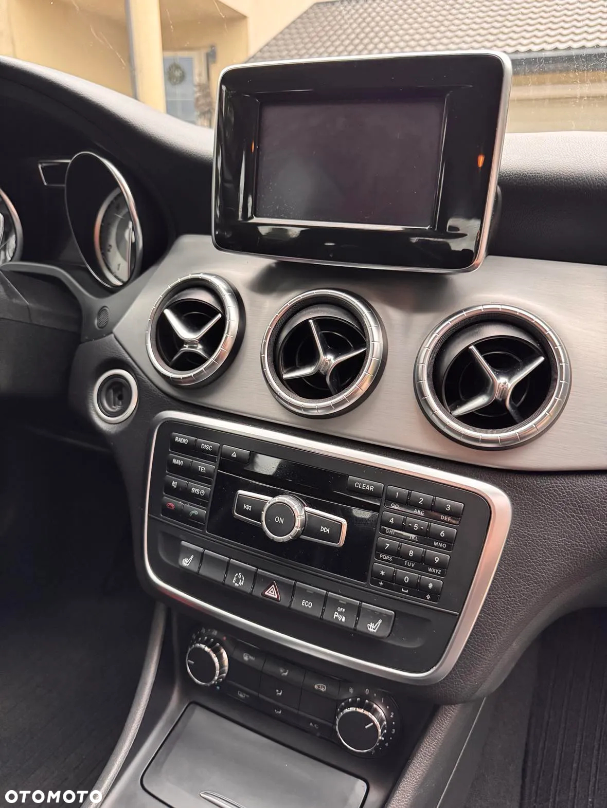 Mercedes-Benz CLA 250 7G-DCT - 8