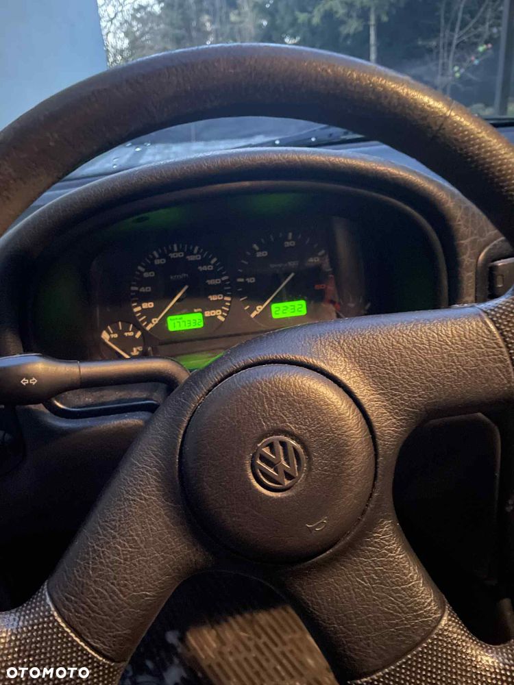 Volkswagen Polo 64 D - 8