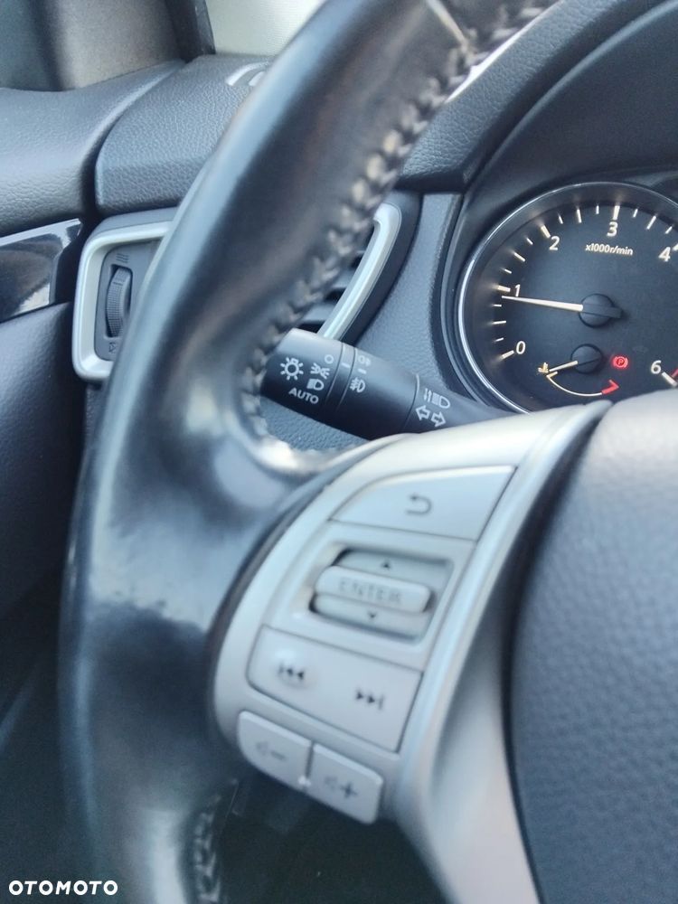 Nissan Qashqai 1.6 DCi Acenta EU6 - 9