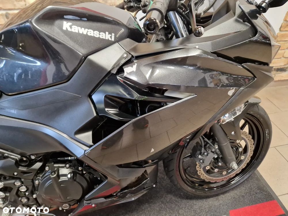 Kawasaki Ninja 400 - 16