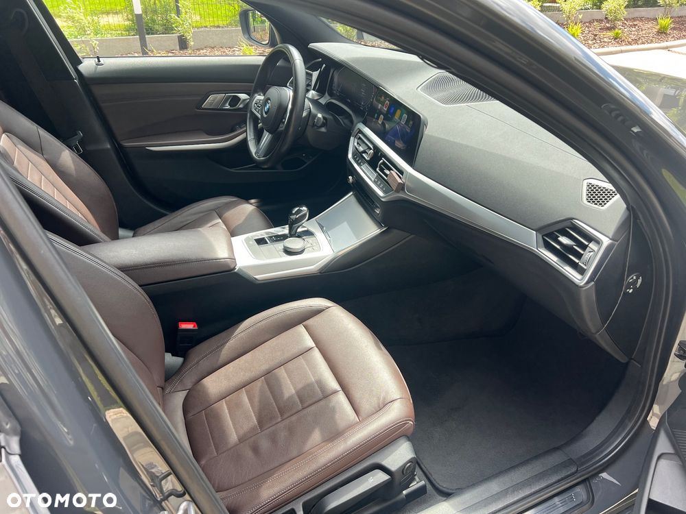 BMW Seria 3 330e Luxury Line - 10