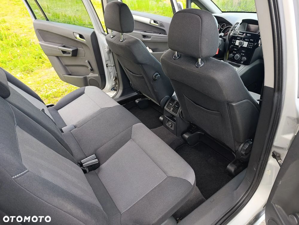 Opel Zafira 1.8 111 - 12