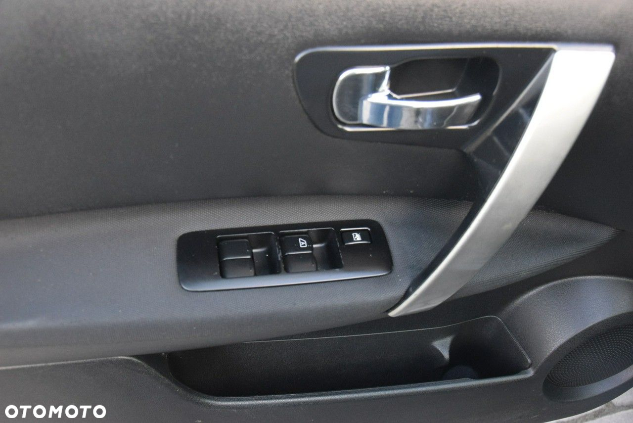 Nissan Qashqai - 22