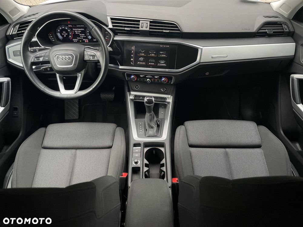 Audi Q3 35 TFSI S tronic - 13