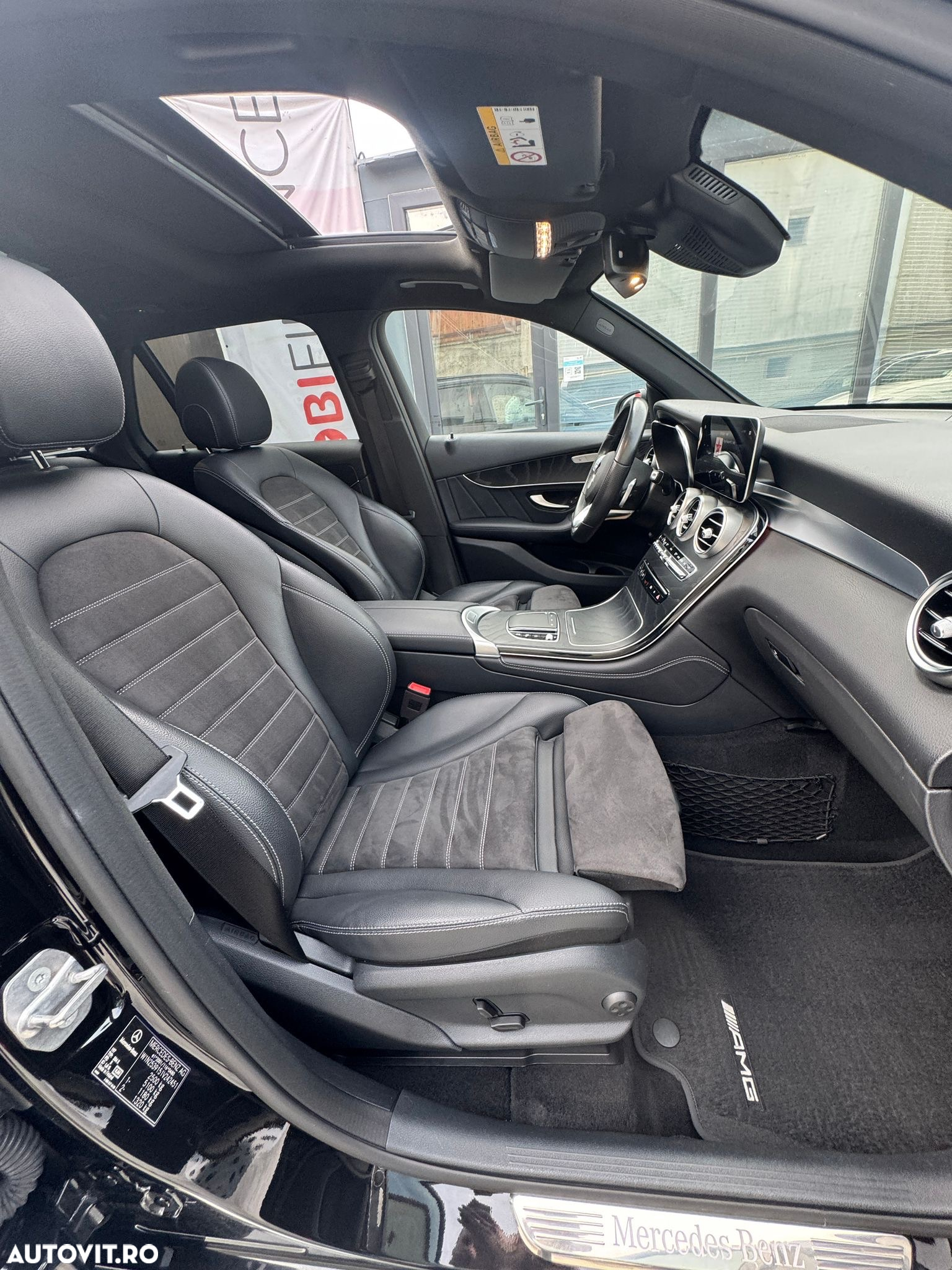 Mercedes-Benz GLC - 16