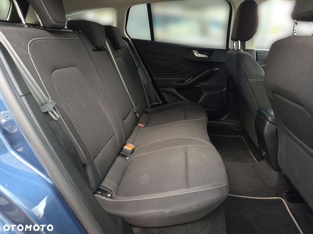 Ford Focus 1.0 EcoBoost mHEV Titanium X - 11