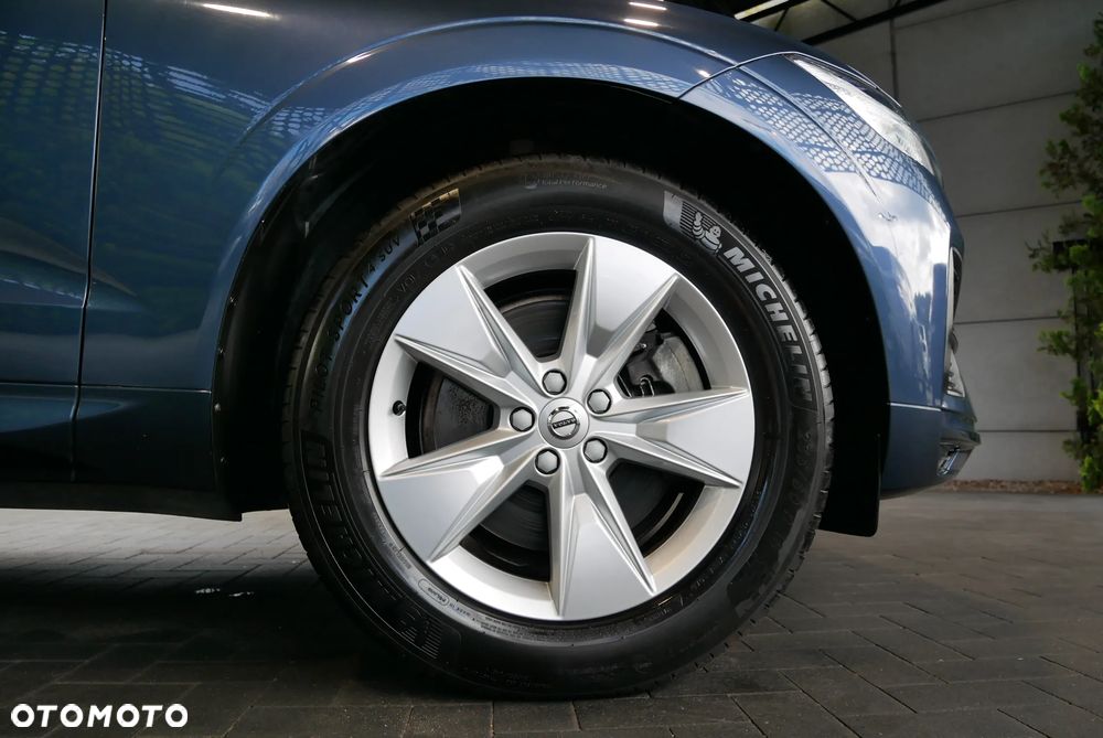 Volvo XC 60 B4 D Momentum Pro - 36