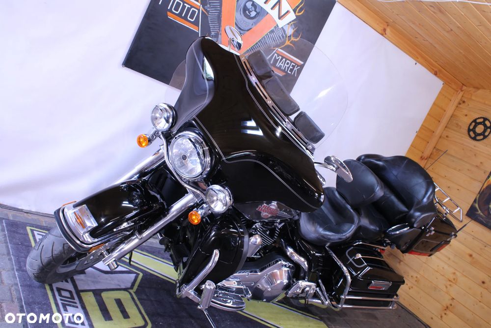 Harley-Davidson FLHTCU Ultra - 36