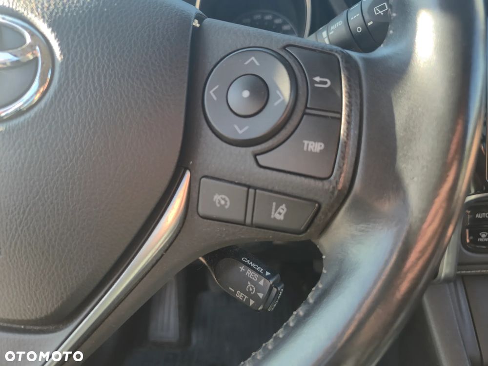 Toyota Auris 1.6 Active - 14
