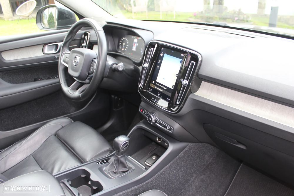 Volvo XC 40 2.0 D3 Inscription - 27