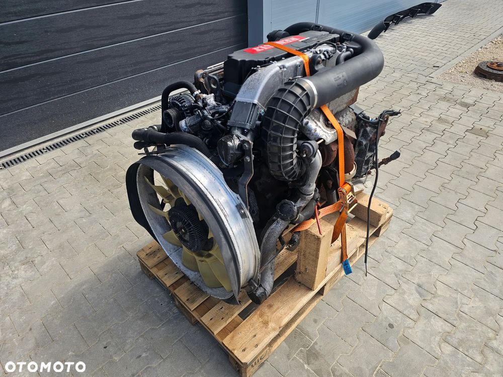 SILNIK KOMPLETNY DXI5 4,8L 215 KM 158 KW - 3