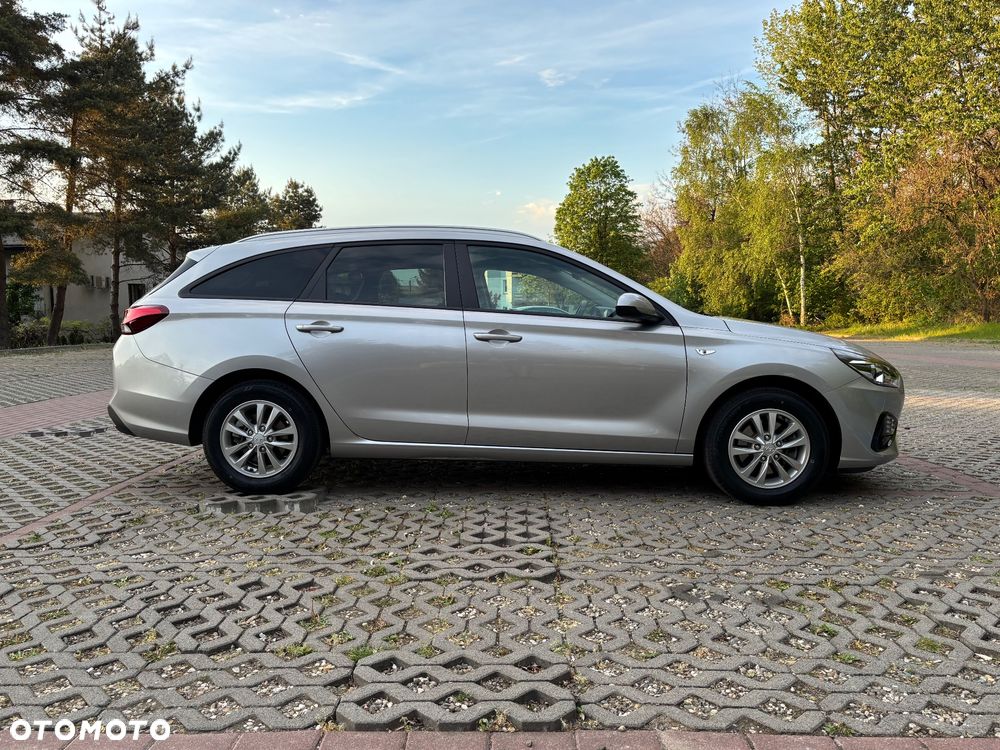 Hyundai i30 1.0 T-GDI Modern - 10