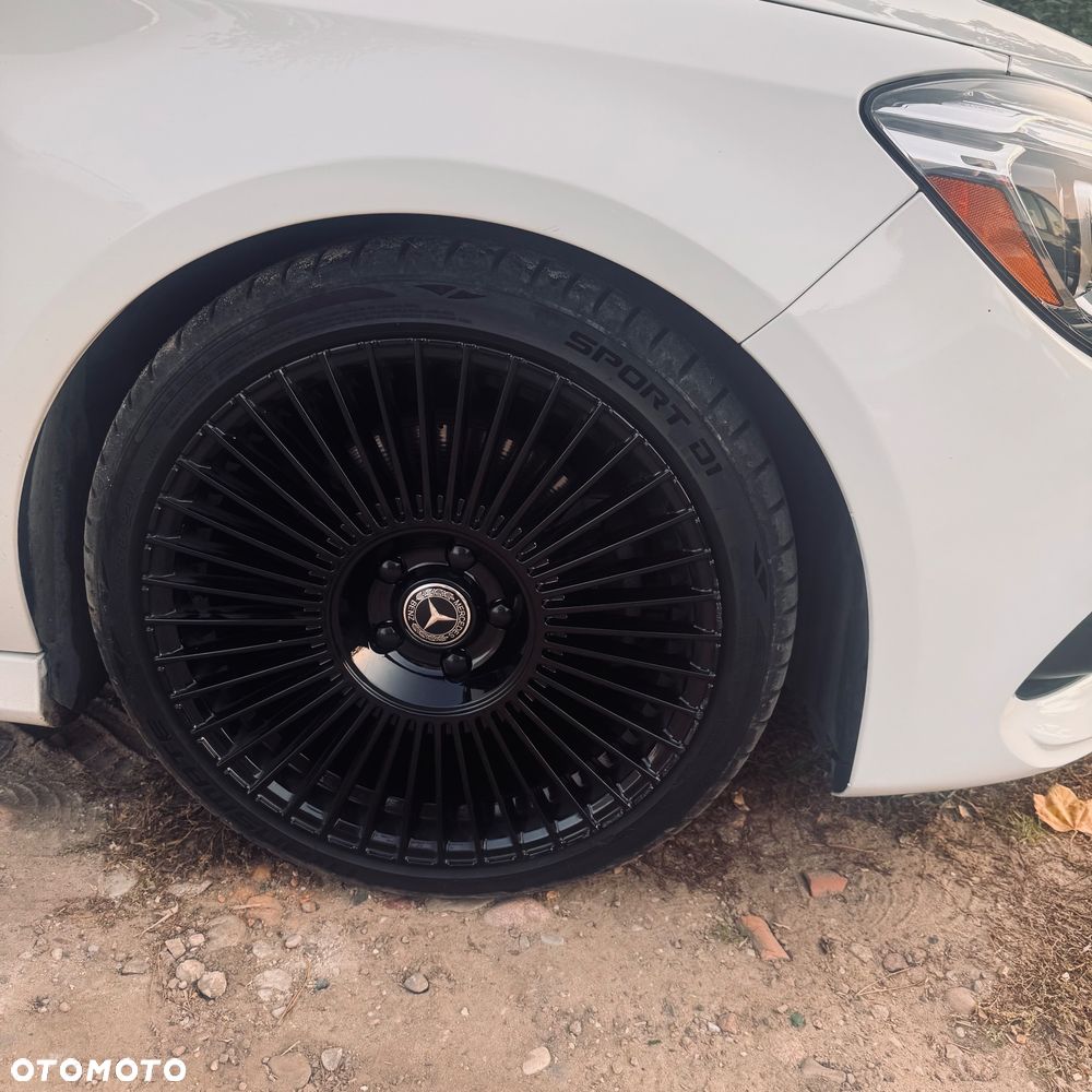 Mercedes-Benz CLA 250 4-Matic AMG Line - 12