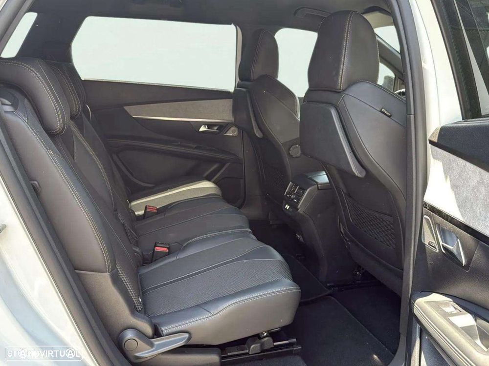 Peugeot 5008 - 13