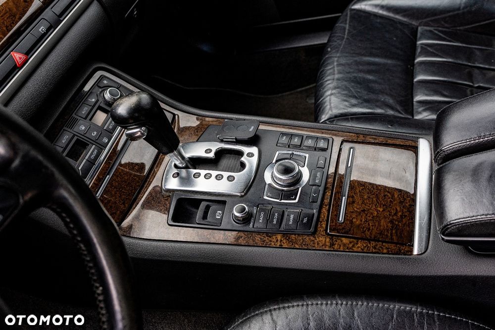 Audi A8 4.2 TDI Quattro - 16