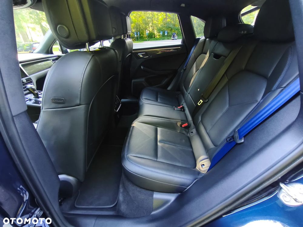 Porsche Macan - 18