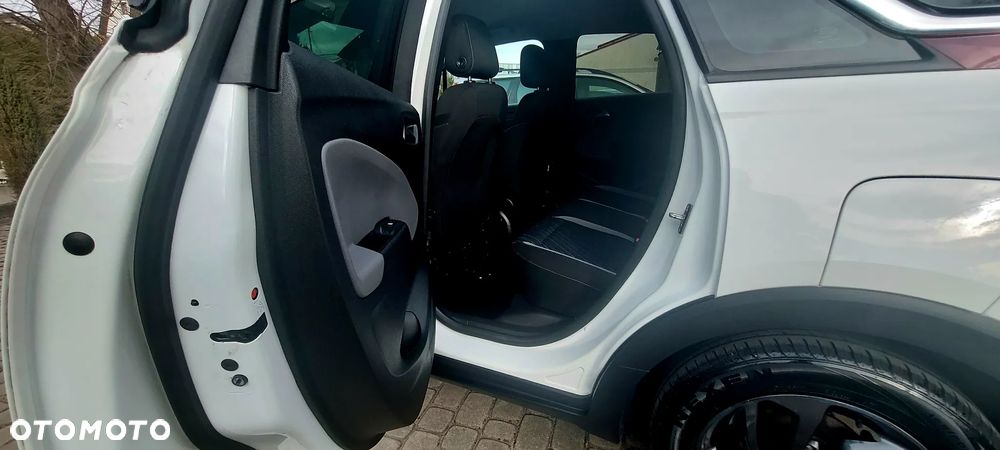 Opel Crossland X 1.2 120 Lat - 25