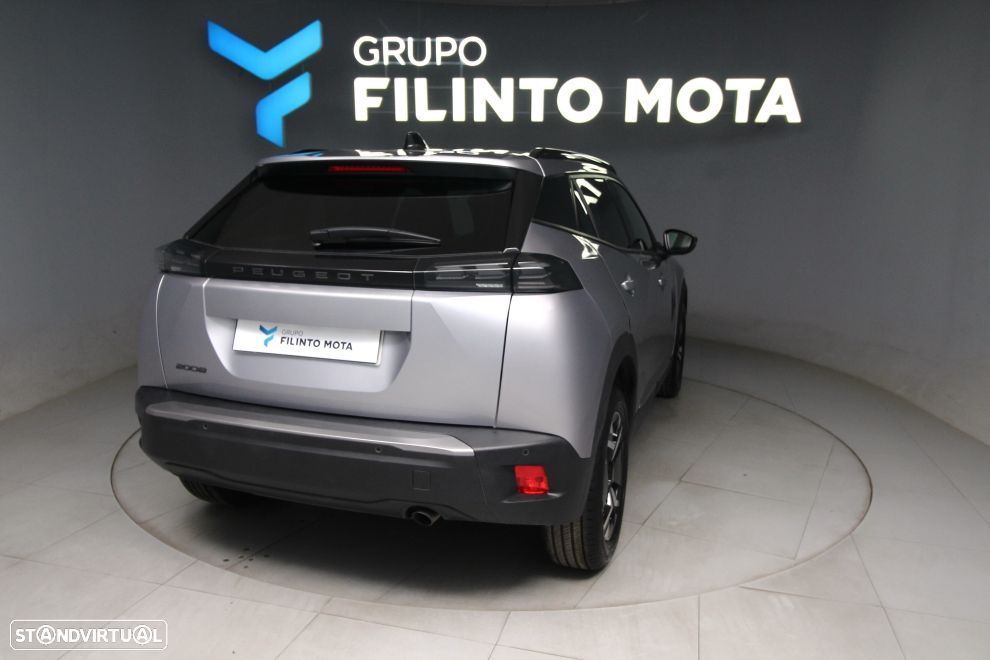 Peugeot 2008 1.2 PureTech Allure - 3