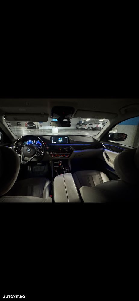 BMW Seria 5 520d Aut. Luxury Line - 9