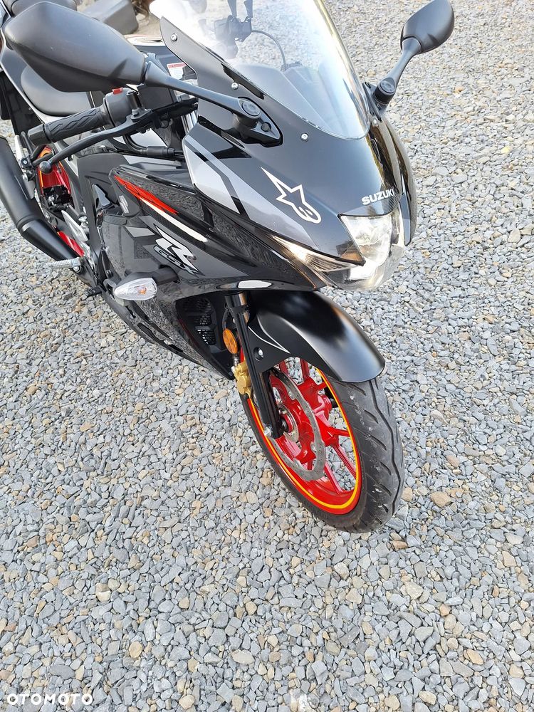 Suzuki GSX-R - 2