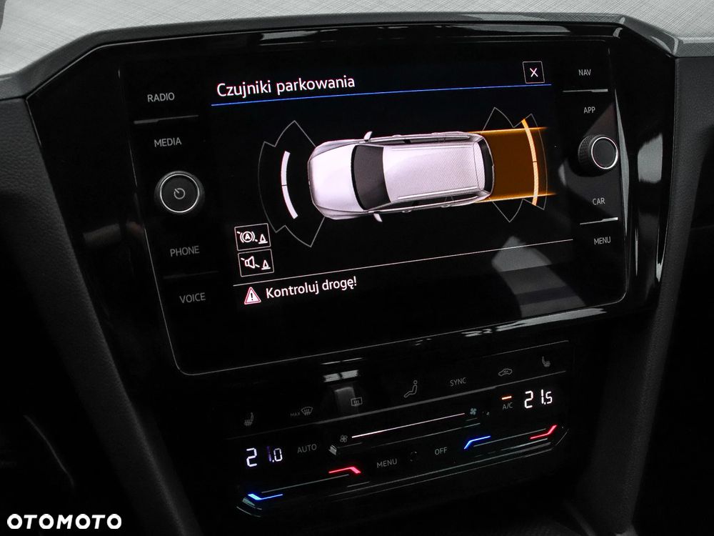 Volkswagen Passat 2.0 TDI Business DSG - 18