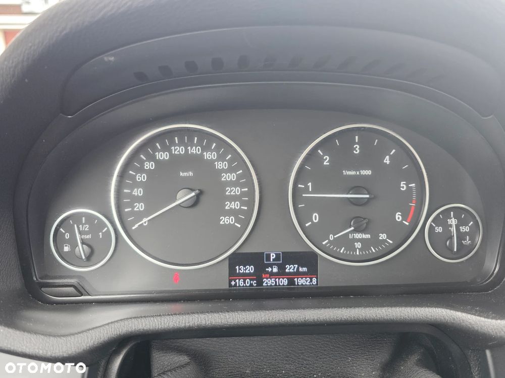 BMW X3 xDrive20d - 23