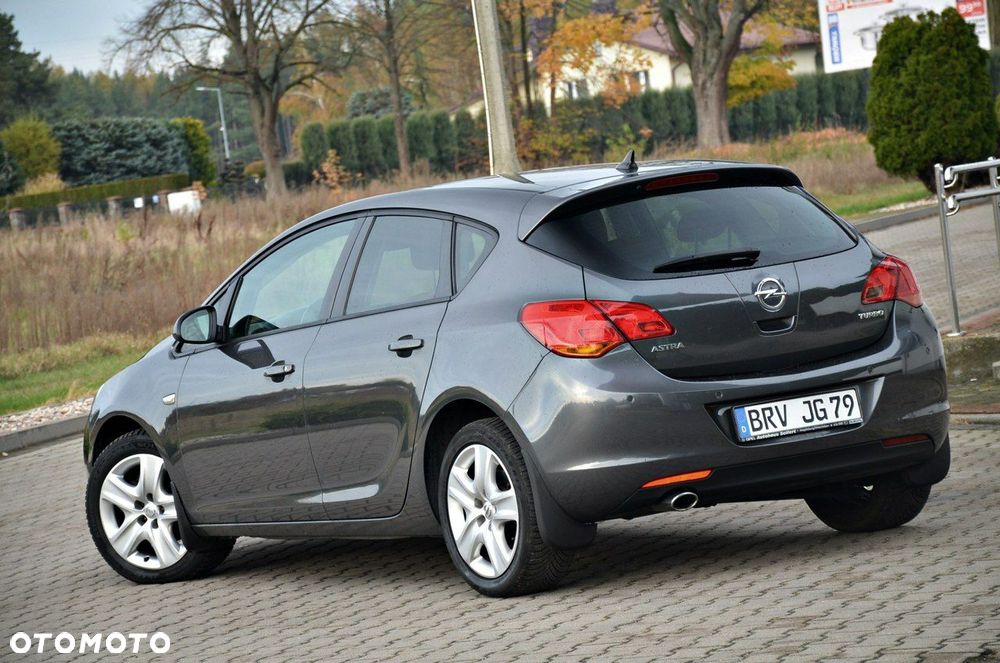 Opel Astra - 14