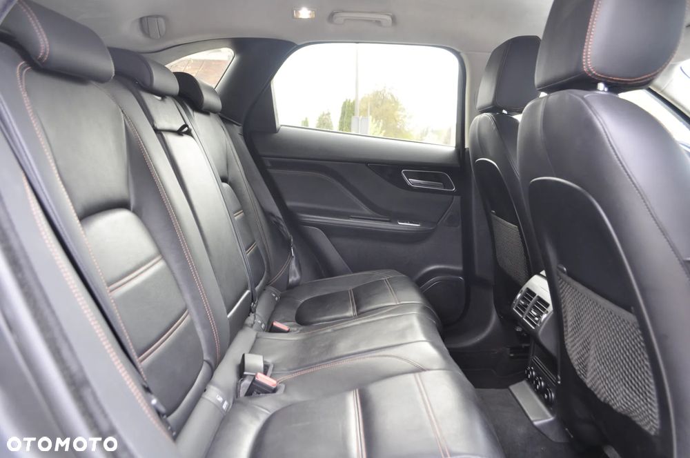 Jaguar F-Pace 20d AWD Prestige - 10