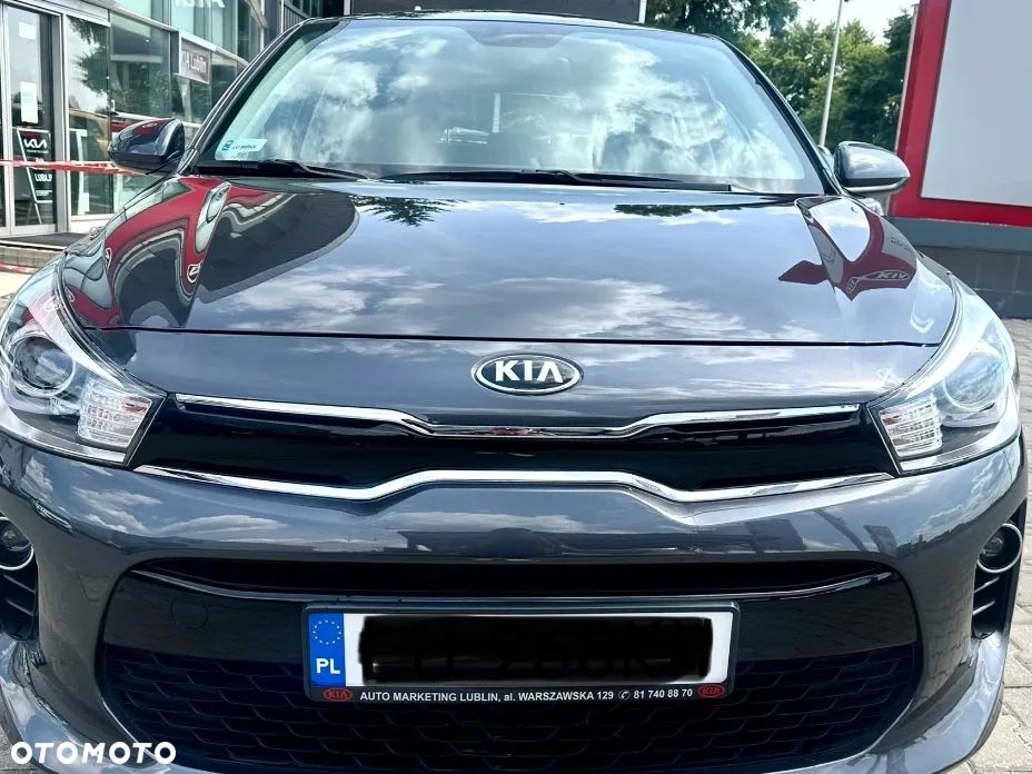 Kia Rio 1.2 L - 3