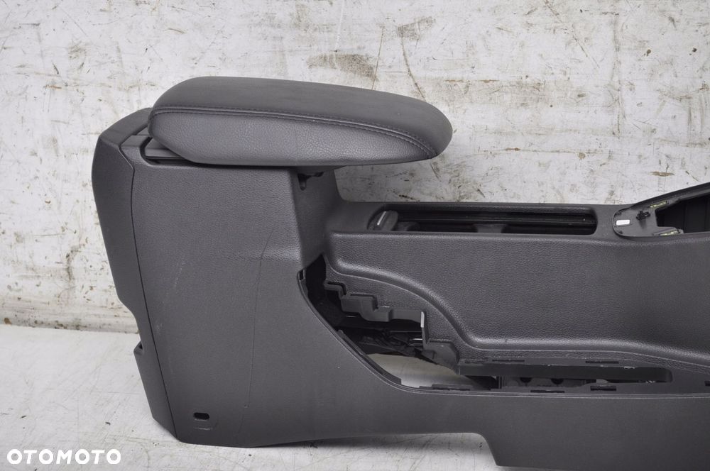 FORD FOCUS MK3 LIFT TUNEL ŚRODKOWY PODŁOKIETNIK - 6