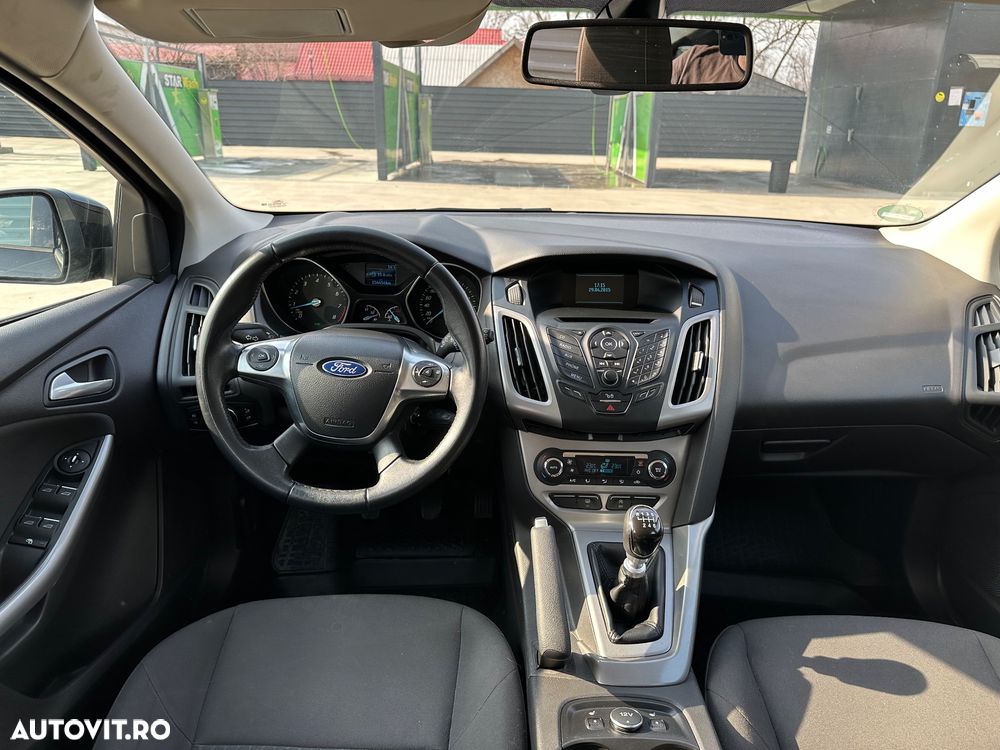Ford Focus - 7