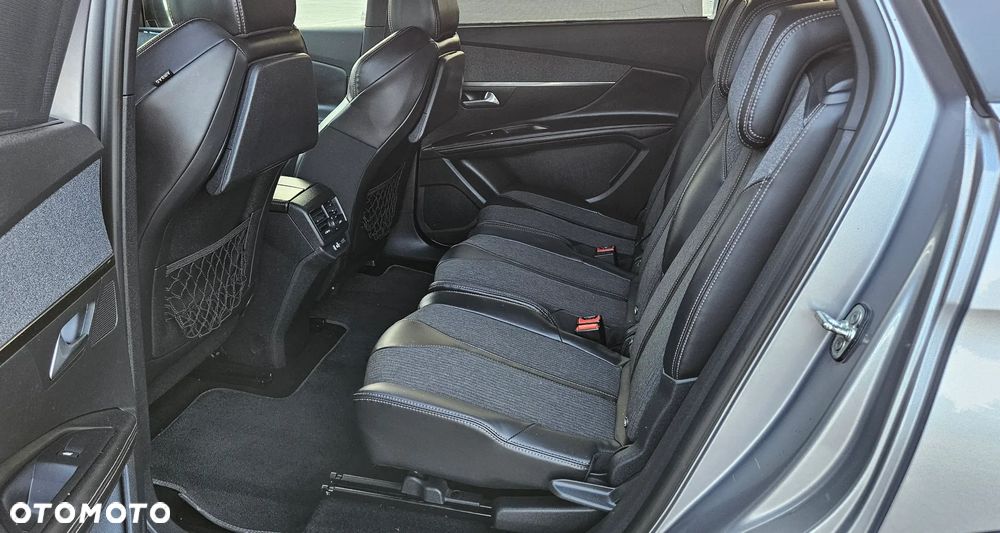 Peugeot 5008 - 7