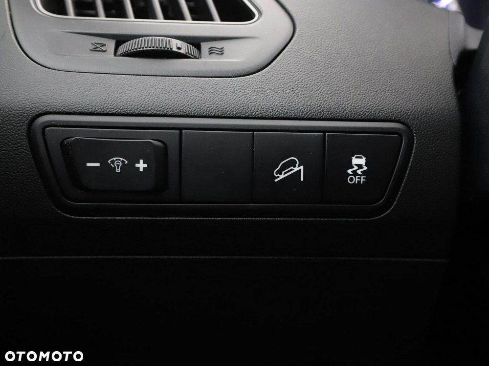 Hyundai ix35 1.6 2WD Fifa World Cup Edition - 31