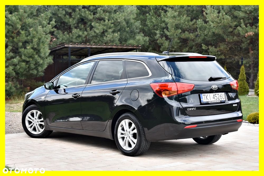 Kia Ceed 1.6 GDI Platinum Edition - 1