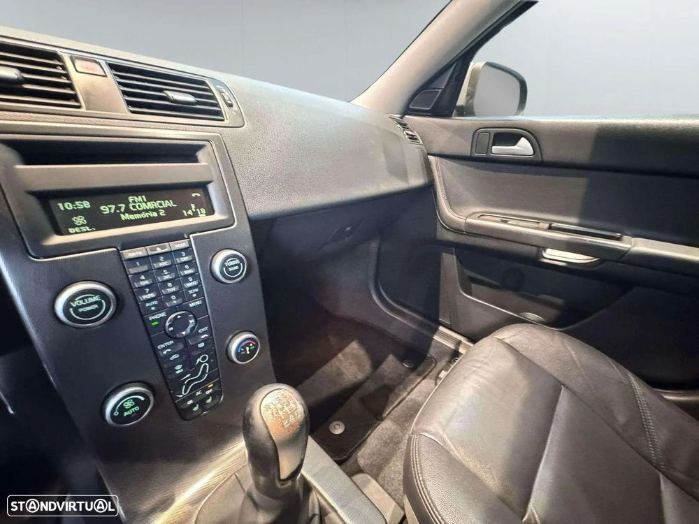 Volvo S40 - 14