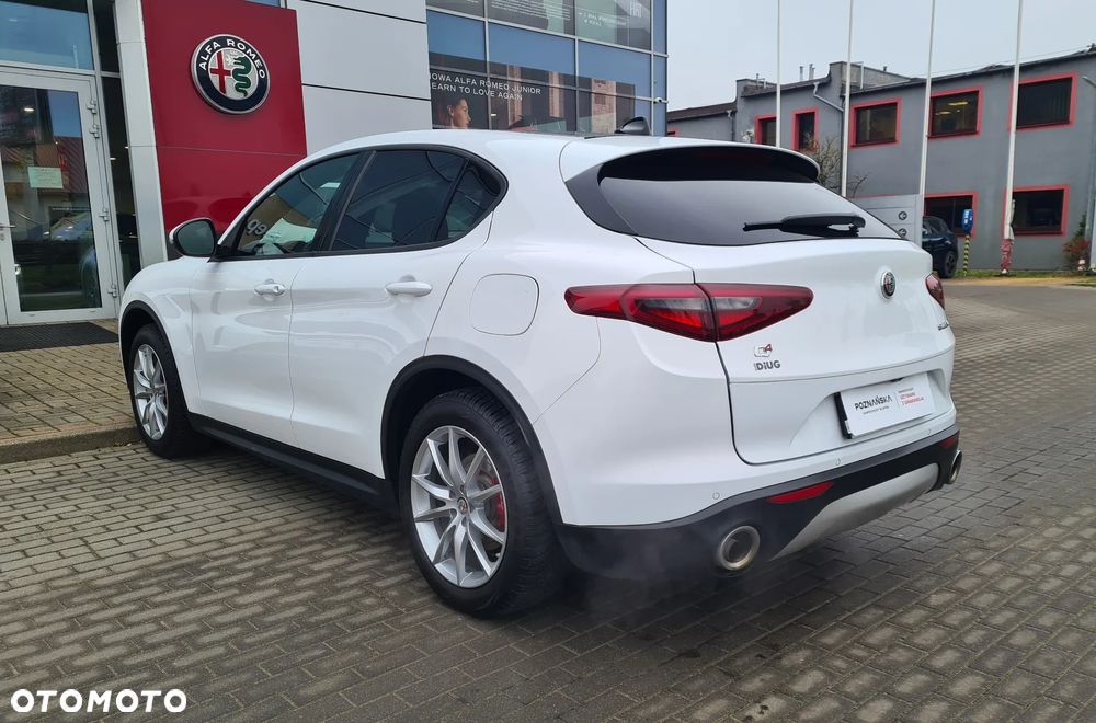 Alfa Romeo Stelvio 2.0 Turbo Executive Q4 - 8