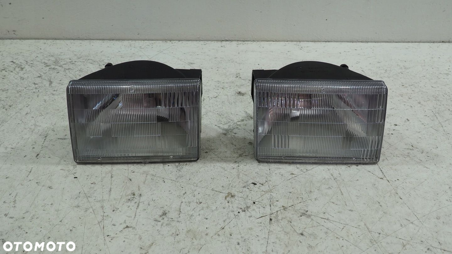 Jeep Cherokee ZJ lampa prawa lewa przód komplet - 2