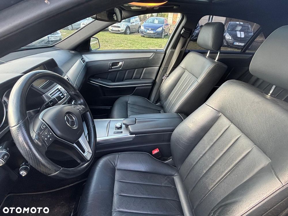 Mercedes-Benz Klasa E 350 BlueTEC 4-Matic Elegance - 28
